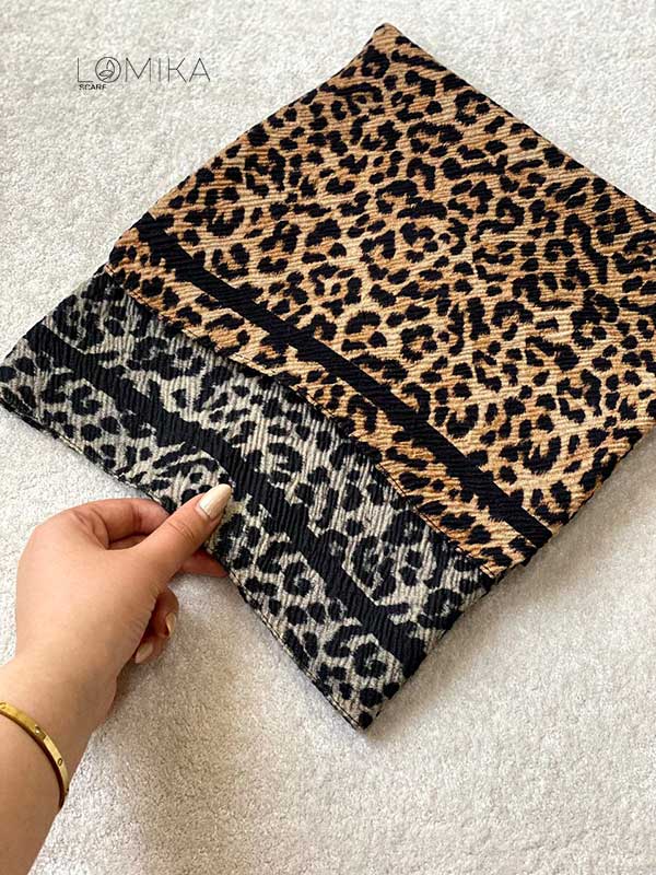 روسری پلیسه پلنگی بسته2رنگی r127 (عمده)
